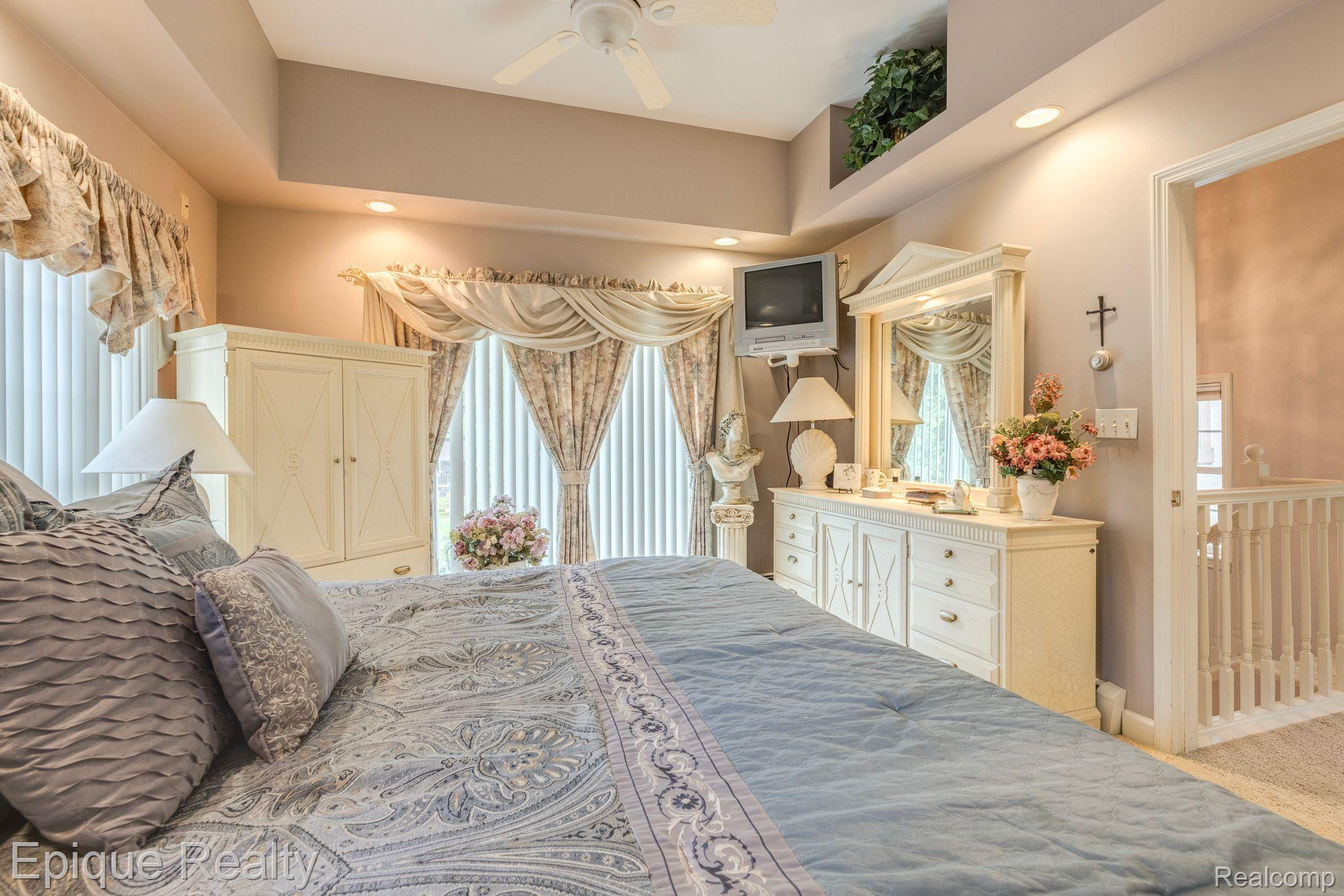 7200 Galbraith Line Road Lexington, MI 48450 - Photo 46 of 75 Gallery Image 46