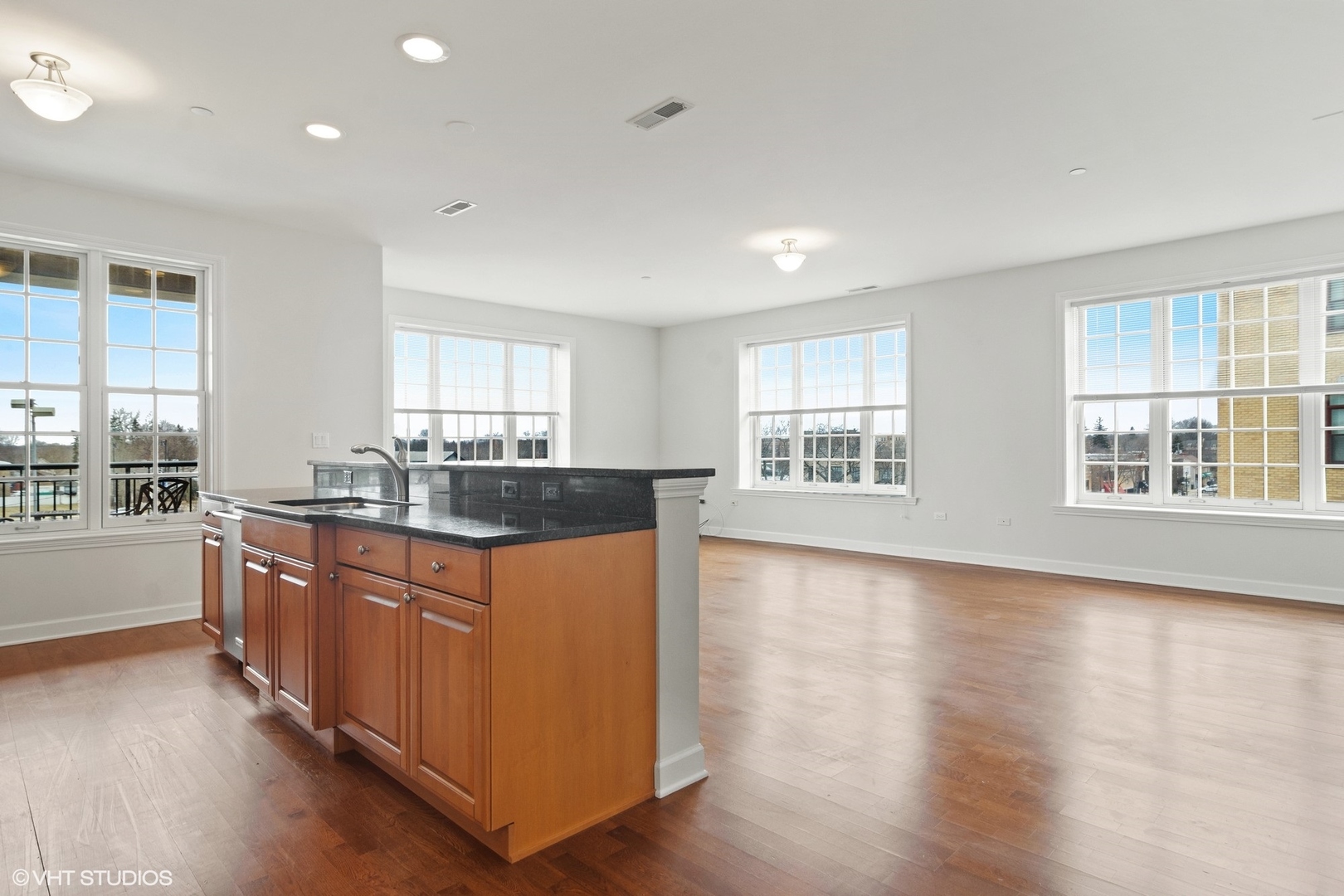 50 North Plum Grove Road, Unit 303E Palatine, IL 60067 - Photo 7 of 19