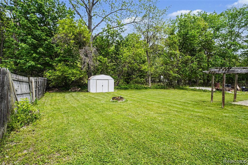 606 Hickory Street Fenton, MI 48430 - Photo 20 of 21