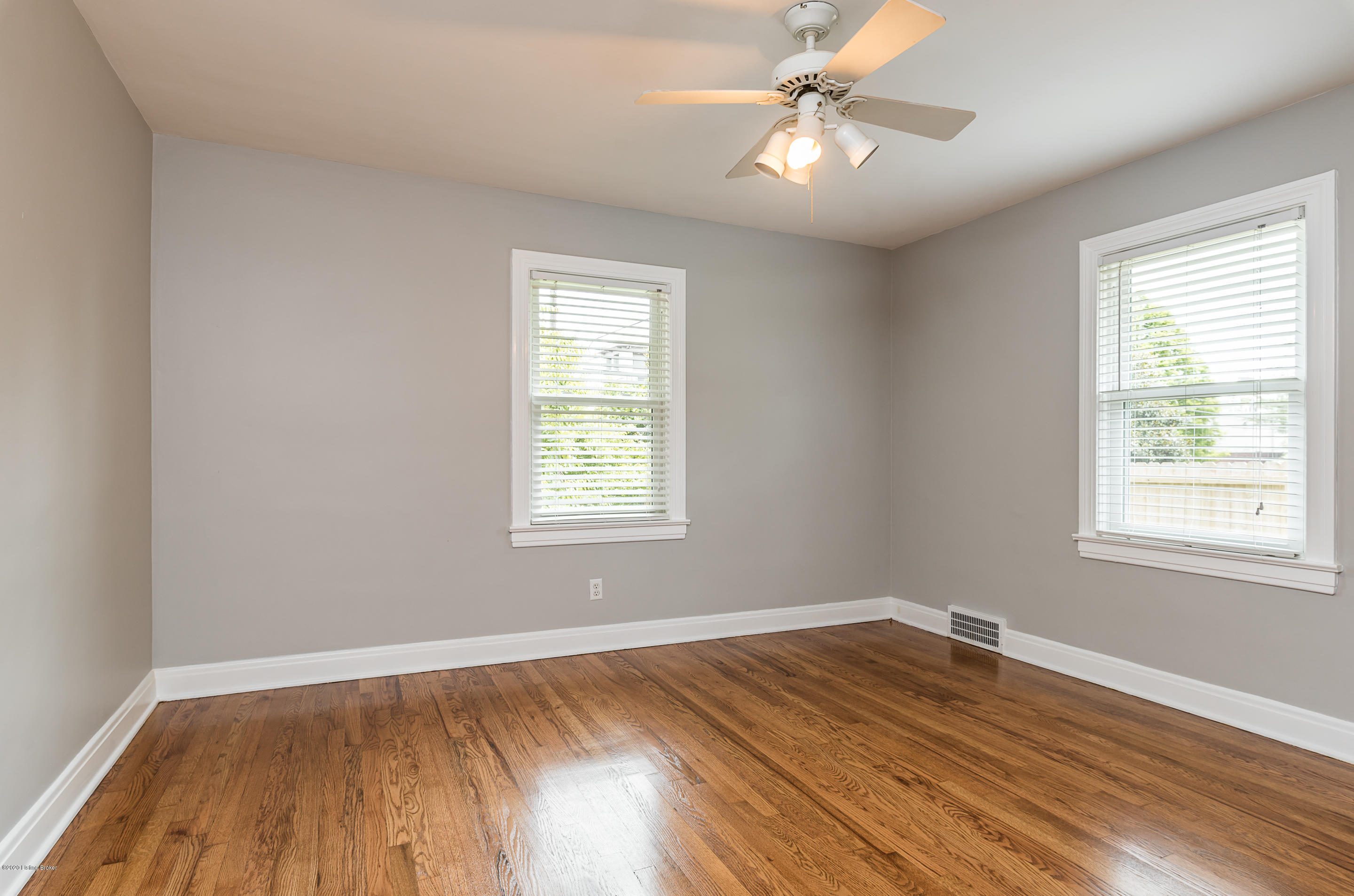 223 Alcott Road Louisville, KY 40207 - Photo 11 of 24 DHI-21 3