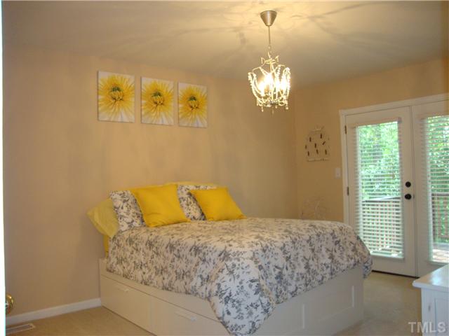 4445 Labrador Drive Raleigh, NC 27616 - Photo 13 of 25