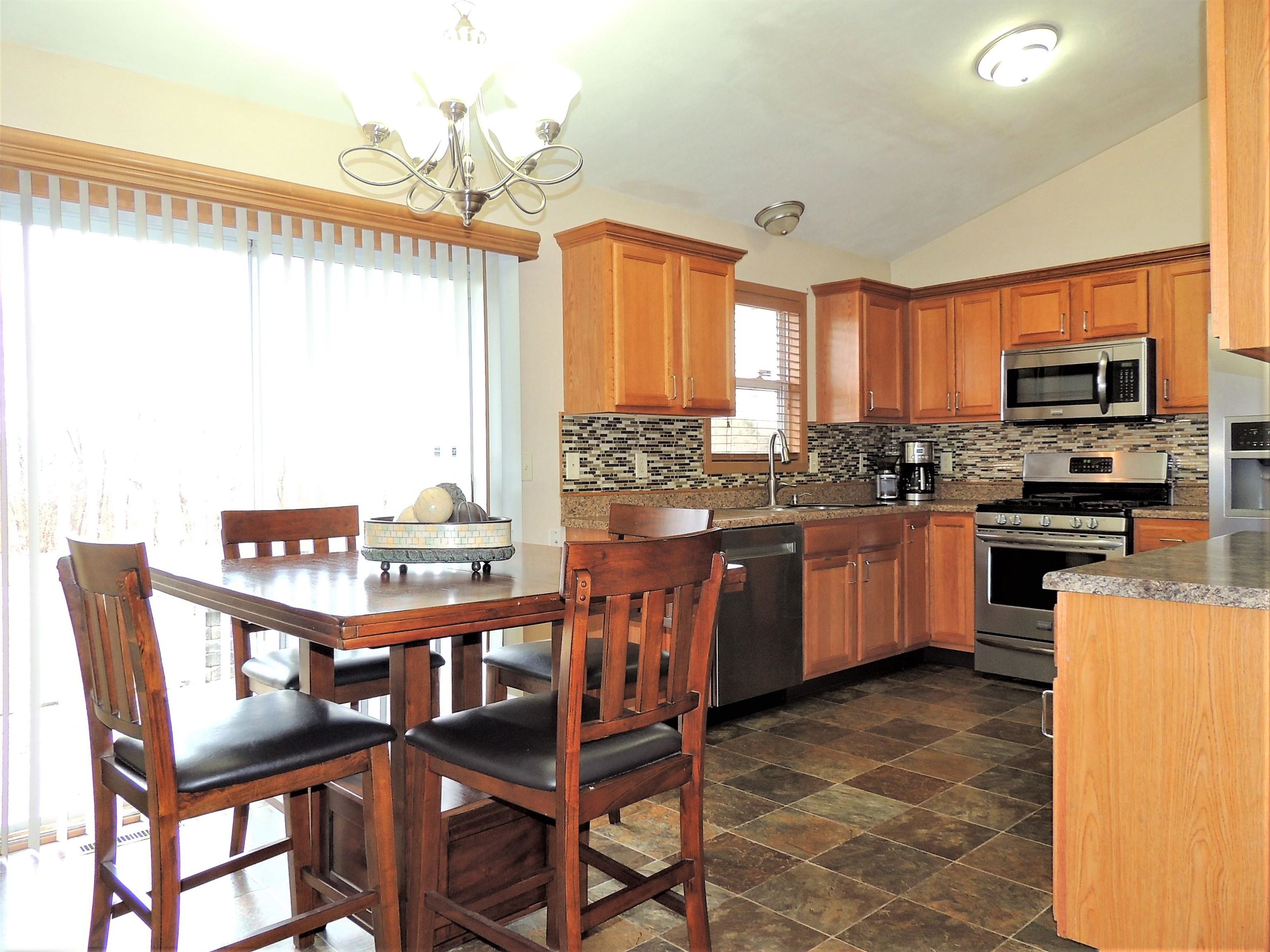 4101 Linden Road Rockford, IL 61109 - Photo 7 of 23 Gallery Image 7