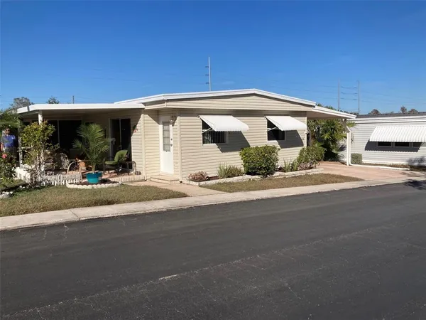 $98,500 | 52 Frangipani Circle, Largo, FL 33770