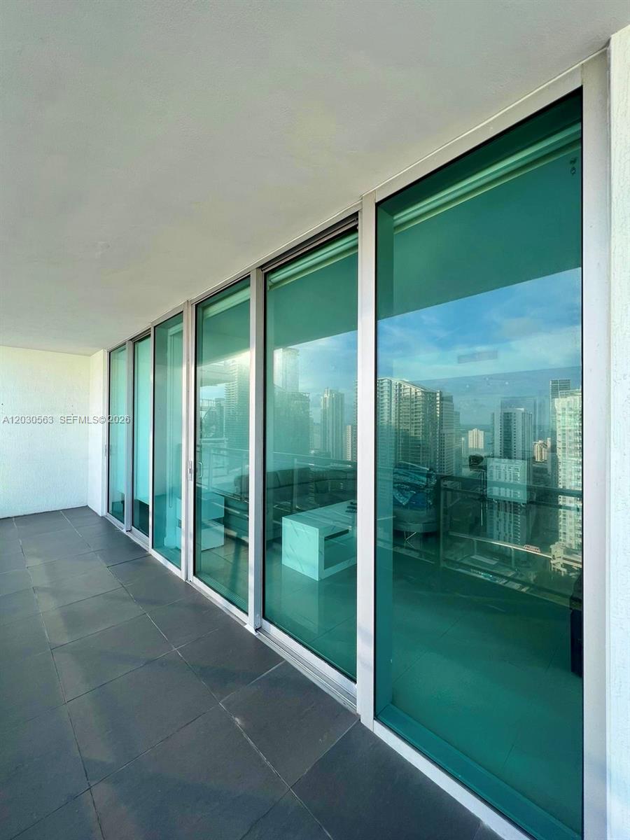92 Southwest 3rd Street, Unit 4111 Miami, FL 33130 - Photo 32 of 50