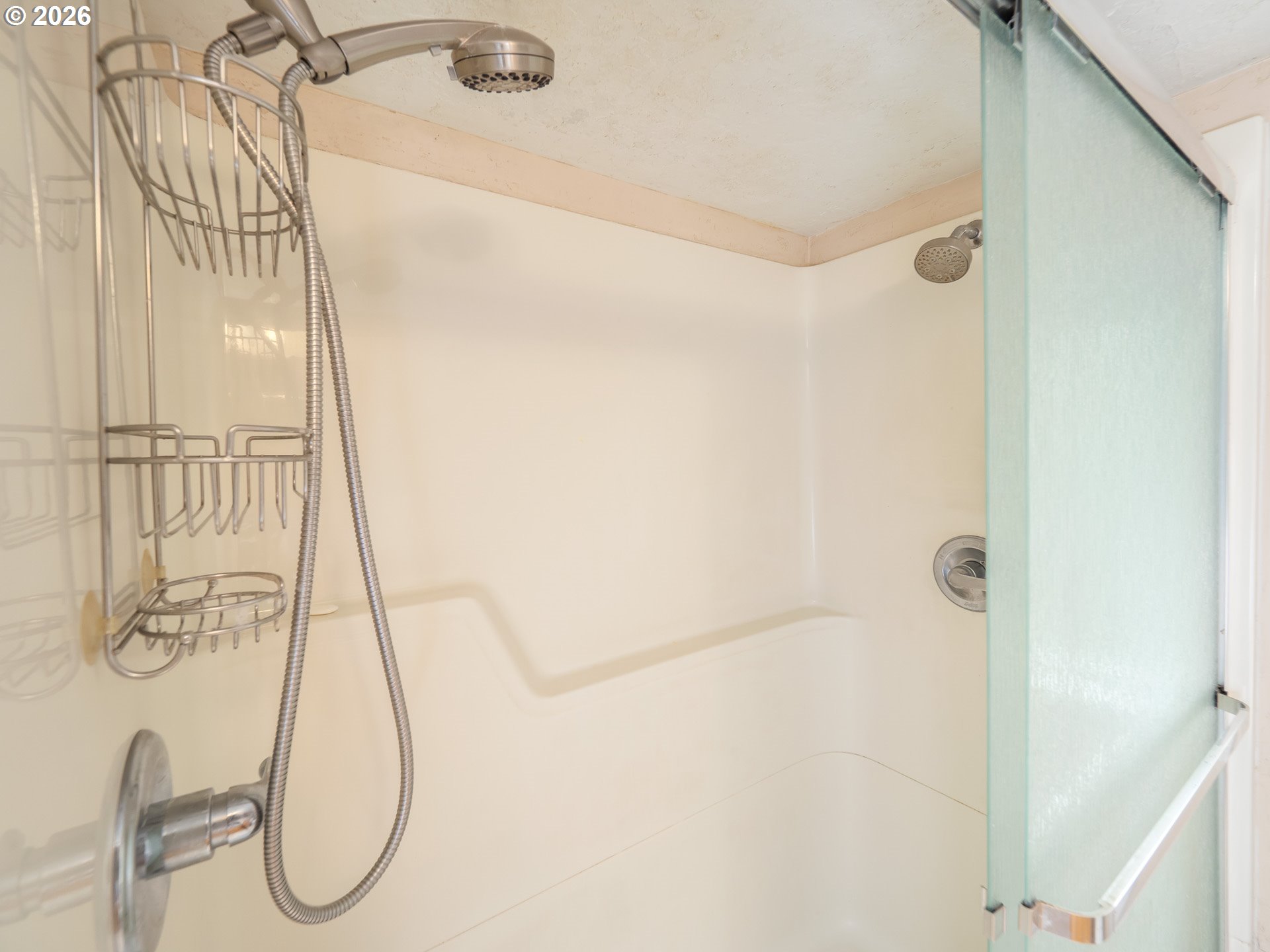 336 North 5th Street Carlton, OR 97111 - Photo 24 of 48 a bathroom with a shower