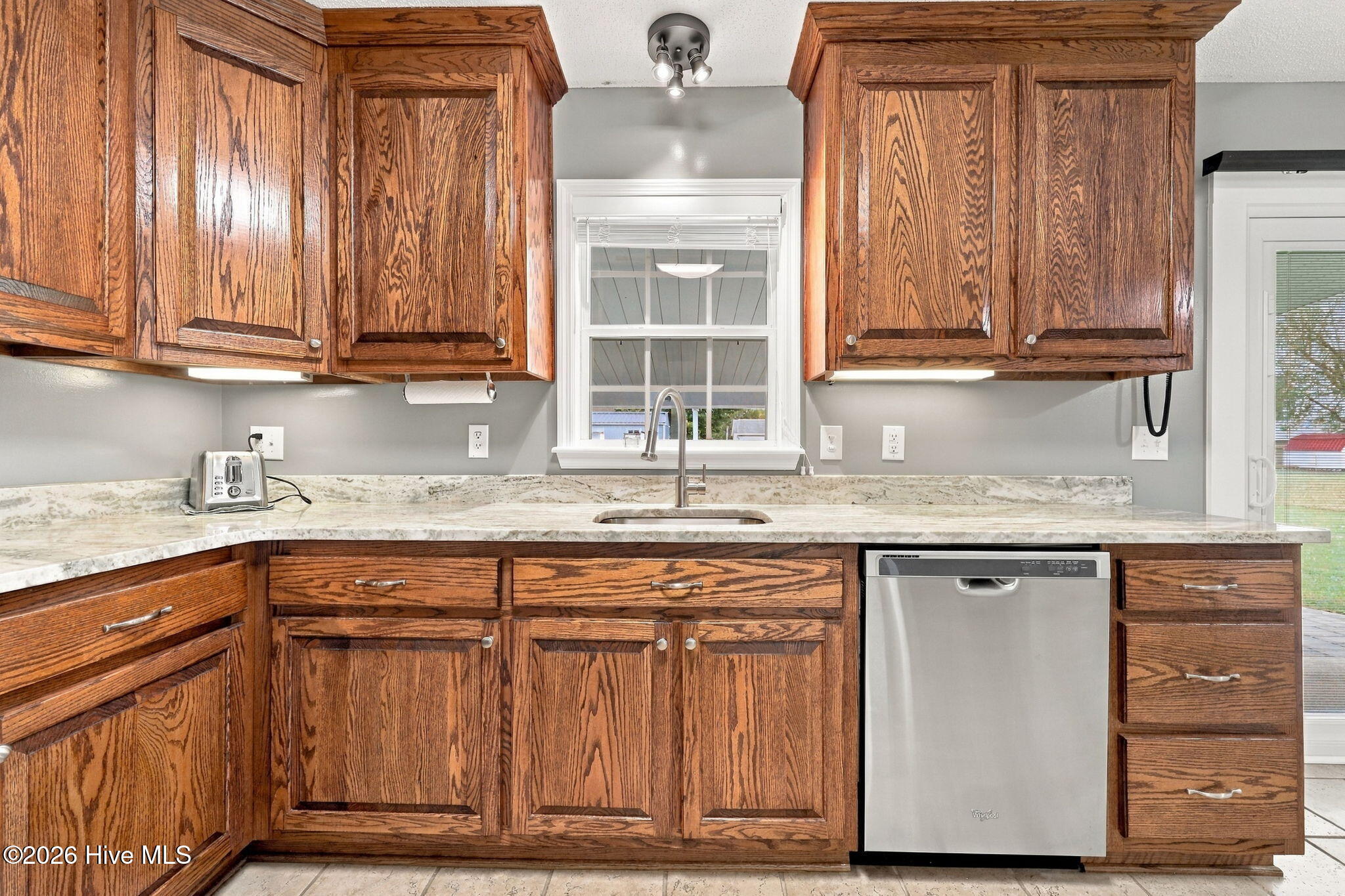 107 Fodder Drive Hubert, NC 28539 - Photo 19 of 61 19_Kitchen_Sink