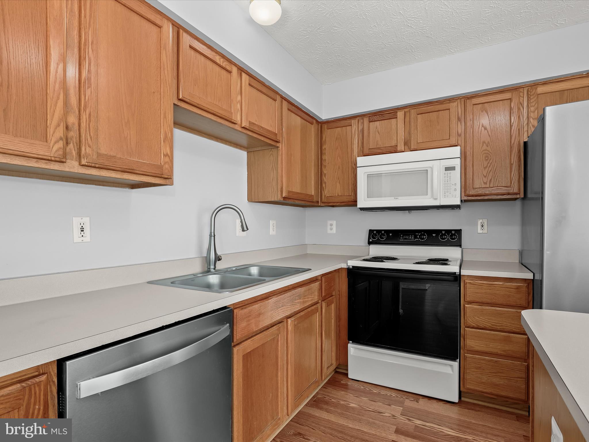 5306 Leavers Court Rosedale, MD 21237 - Photo 13 of 50 Kitchen