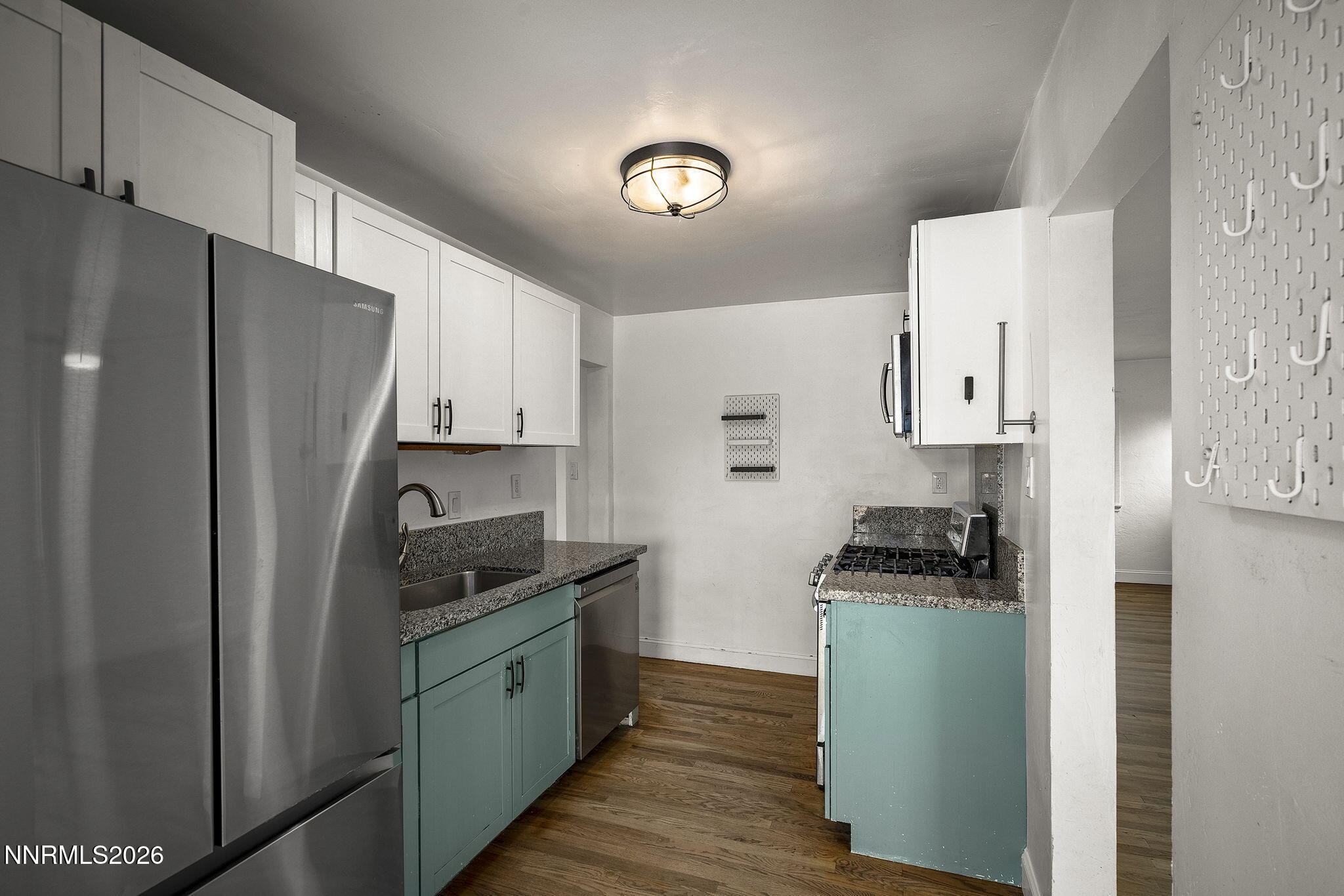 1520 Oliver Avenue Reno, NV 89512 - Photo 12 of 21 12-web-or-mls-_DSC9828