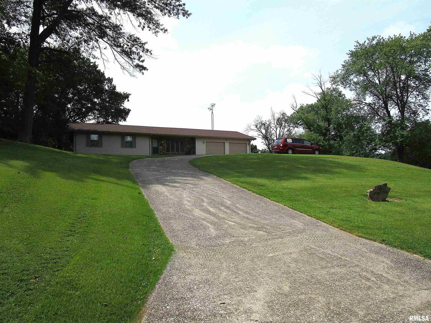 1253 County Road 800 East Carmi, IL 62821 - Photo 29 of 51