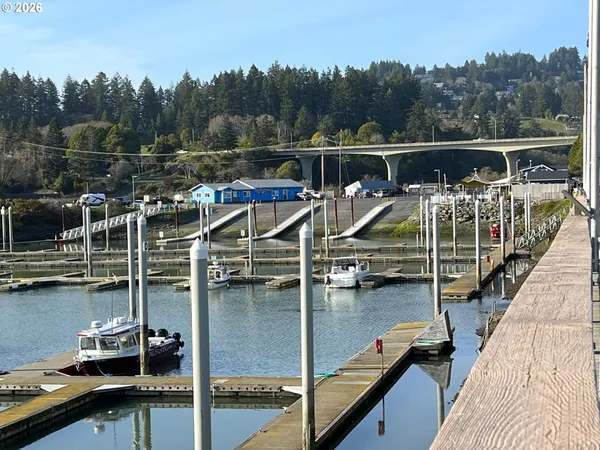 $355,000 | 98126 West Benham Lane, Unit 17, Brookings, OR 97415