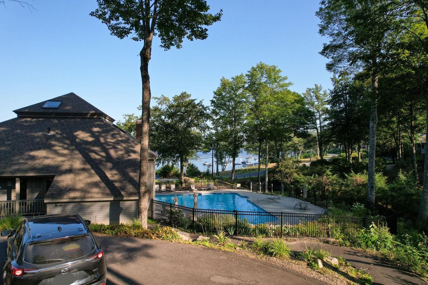 0 Ledgewood Circle, Unit 13 Bristol, NH 03222 - Photo 4 of 51