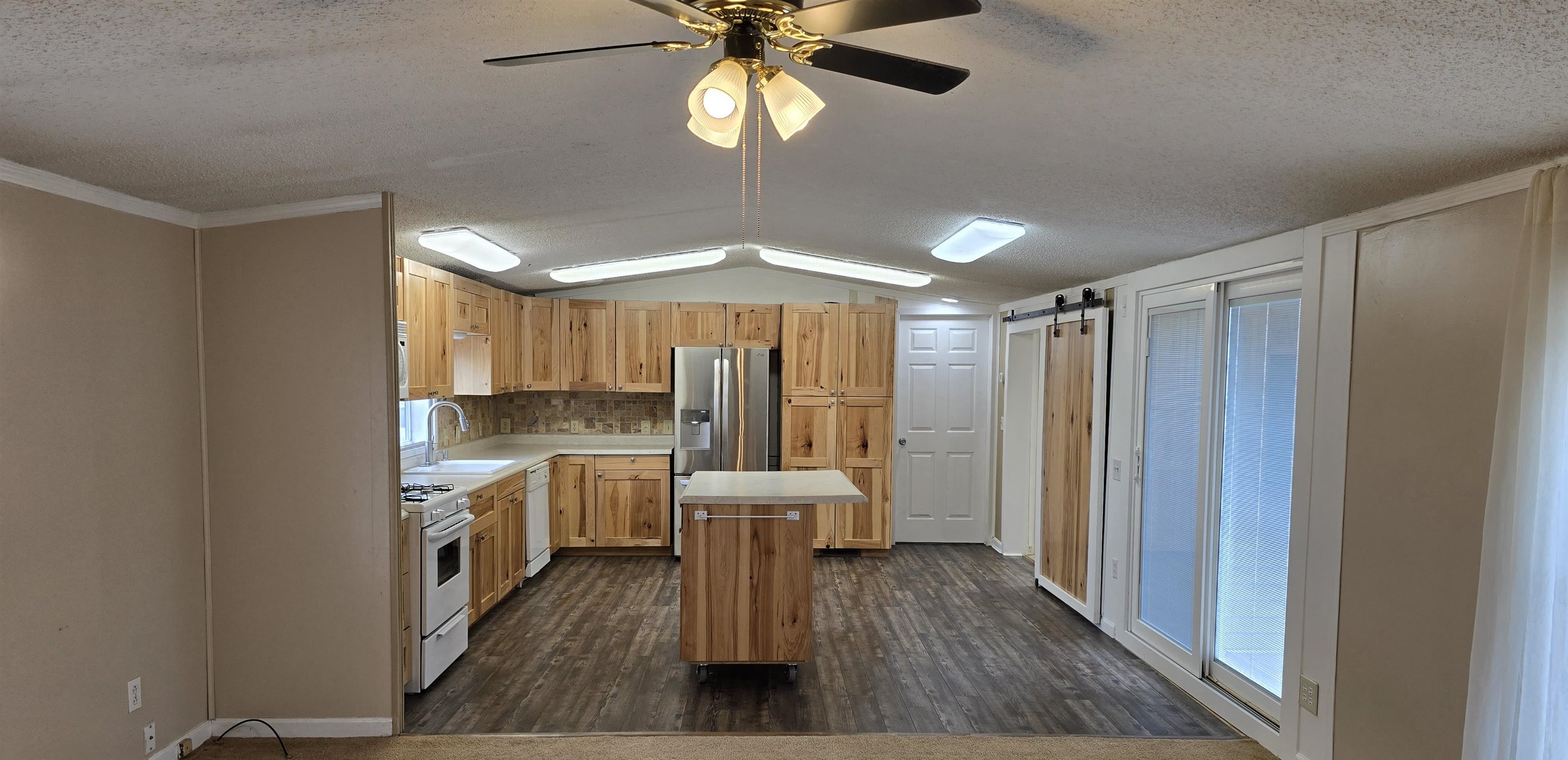 8869 Townview Road Mancelona, MI 49659 - Photo 11 of 31 1932714-7724ad5b-9897-48e0-9f2d-94d8696c07a8.JPG
