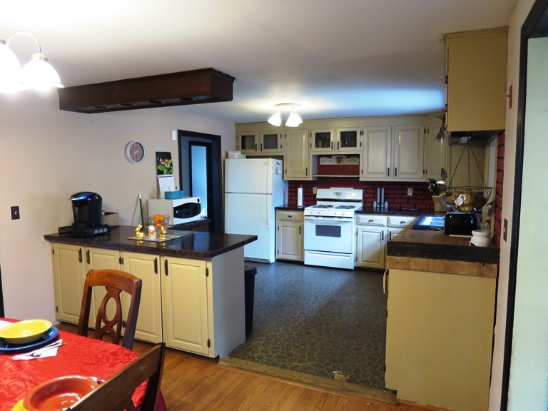 144 Kingston Road Exeter, NH 03833 - Photo 9 of 26
