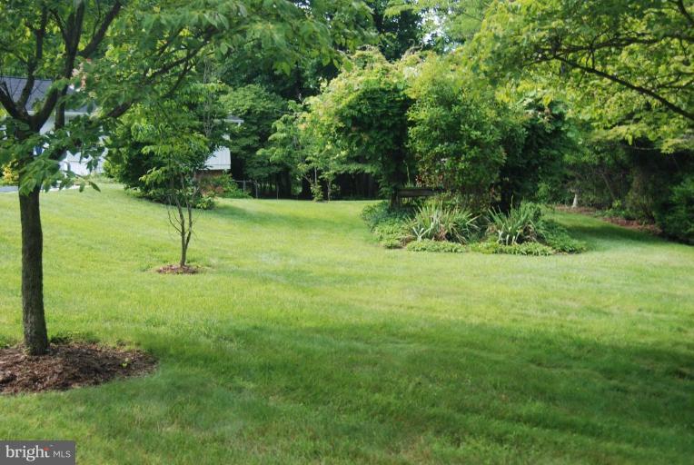 8917 Seven Locks Road Bethesda, MD 20817 - Photo 14 of 28 Exterior #3