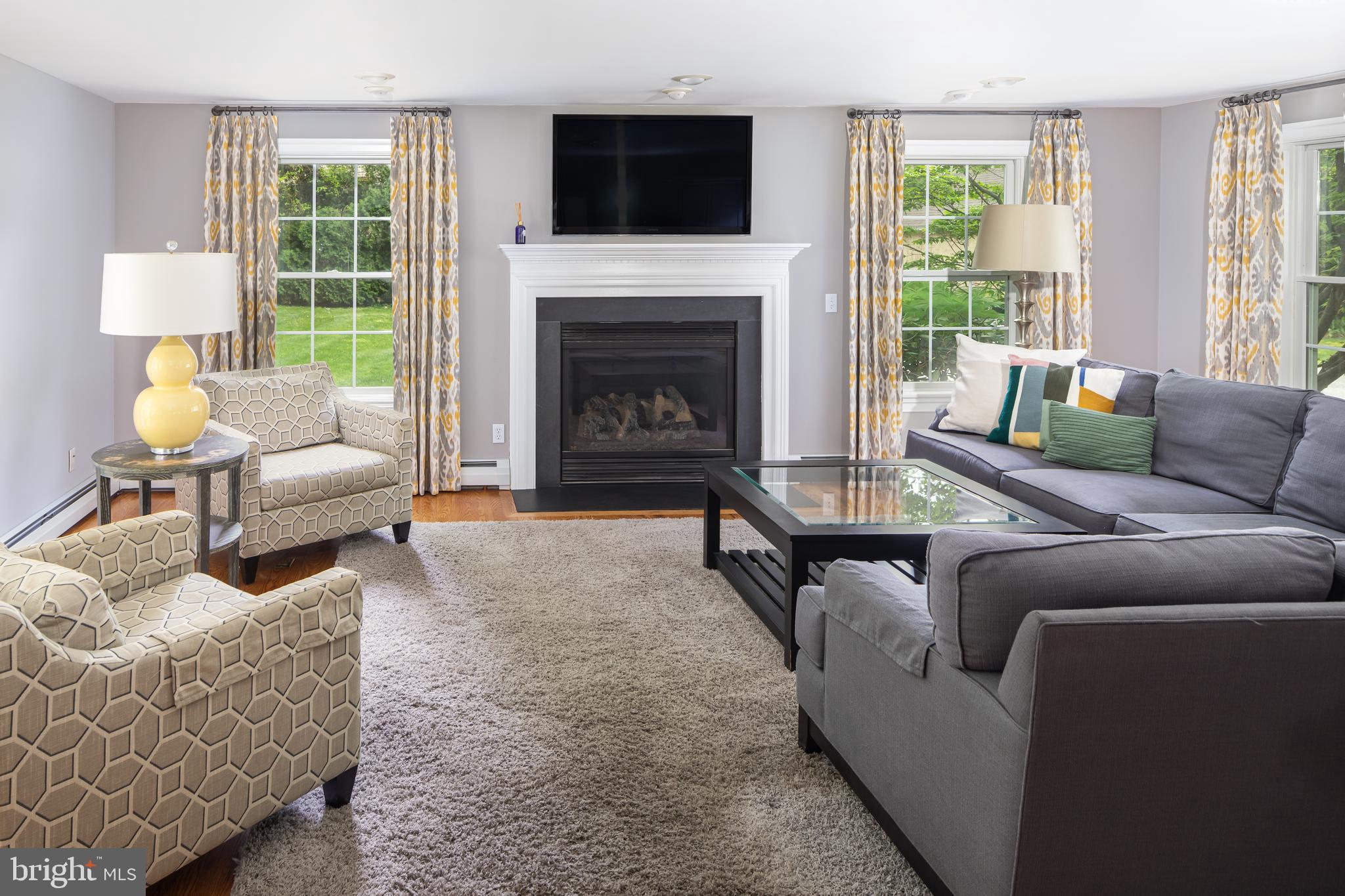 186 Lakeside Road Ardmore, PA 19003 - Photo 22 of 47 Family Room w/ Gas Fireplace