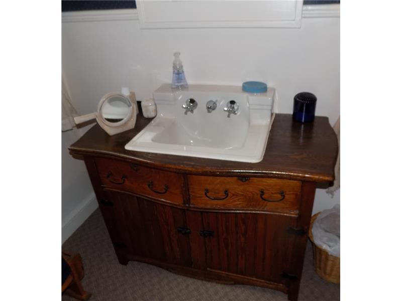 255 Old Mill Road Apollo, PA 15613 - Photo 18 of 25 Master Bath/Spa.