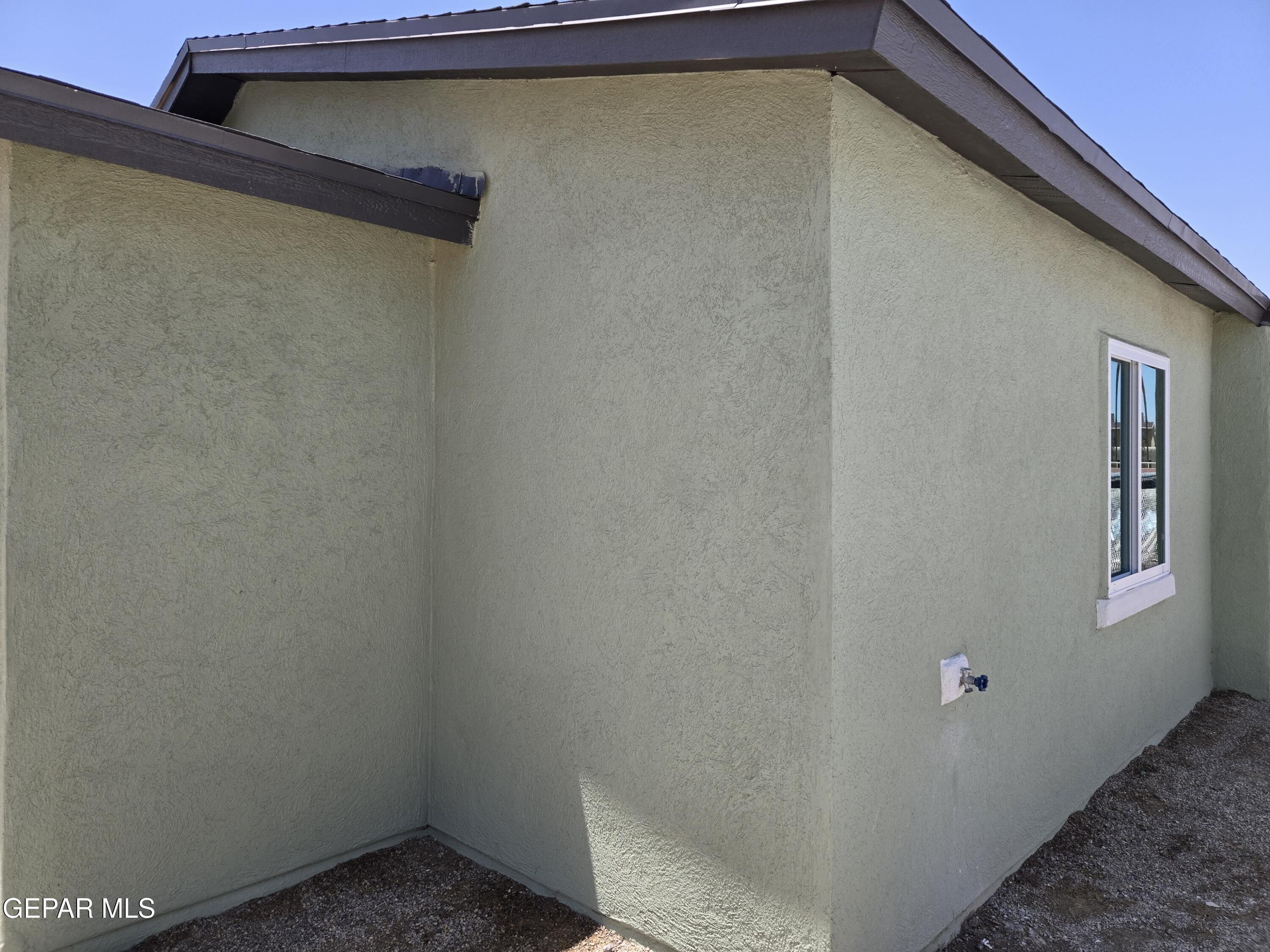 7901 Lirio Road El Paso, TX 79915 - Photo 22 of 23 20260606_120019