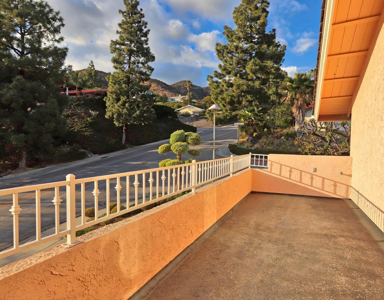 1066 Old Phillips Road Glendale, CA 91207 - Photo 19 of 35