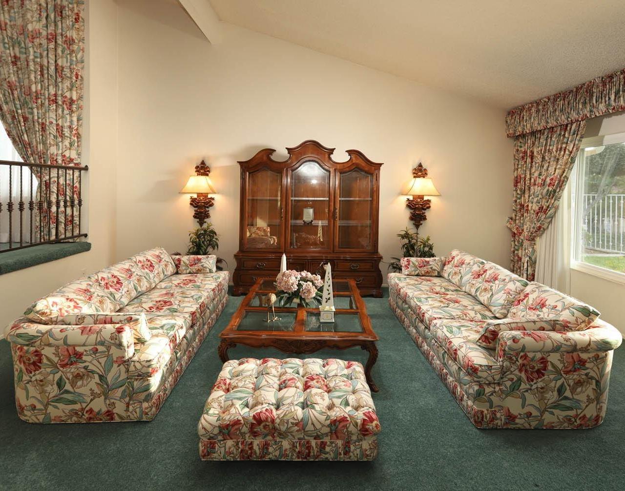 1066 Old Phillips Road Glendale, CA 91207 - Photo 8 of 35