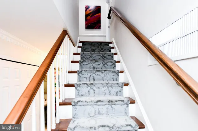 $975,000 | 14900 Westbury Road, Rockville, MD 20853