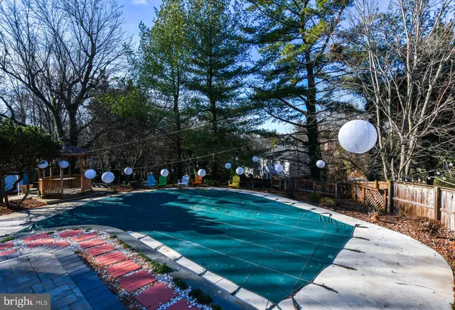 $975,000 | 14900 Westbury Road, Rockville, MD 20853