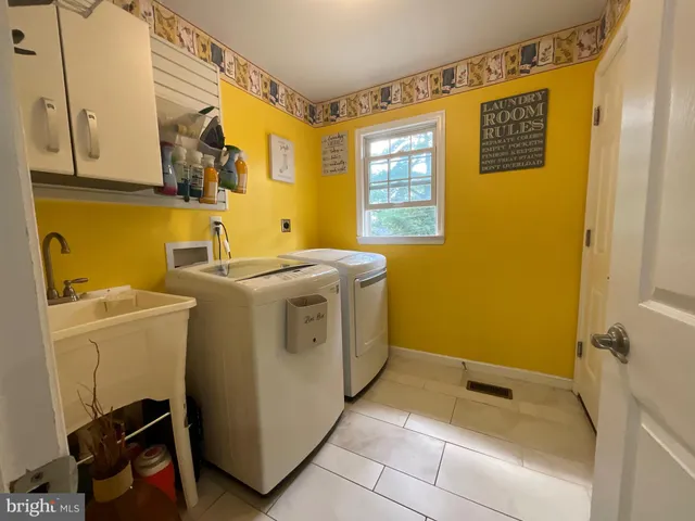 $975,000 | 14900 Westbury Road, Rockville, MD 20853