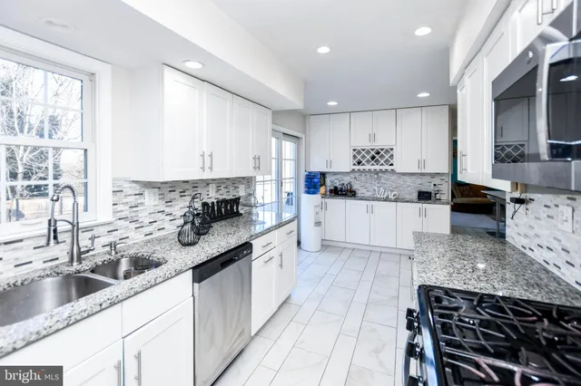 $975,000 | 14900 Westbury Road, Rockville, MD 20853