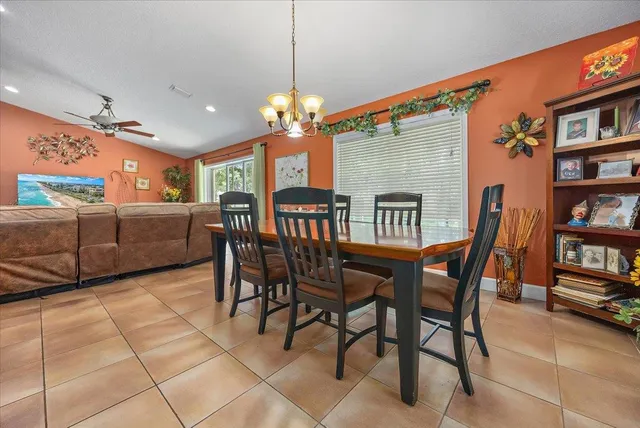 a view of a livingroom and dining room
