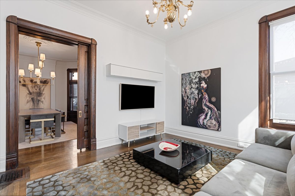 2138 West Caton Street Chicago, IL 60647 - Photo 12 of 50