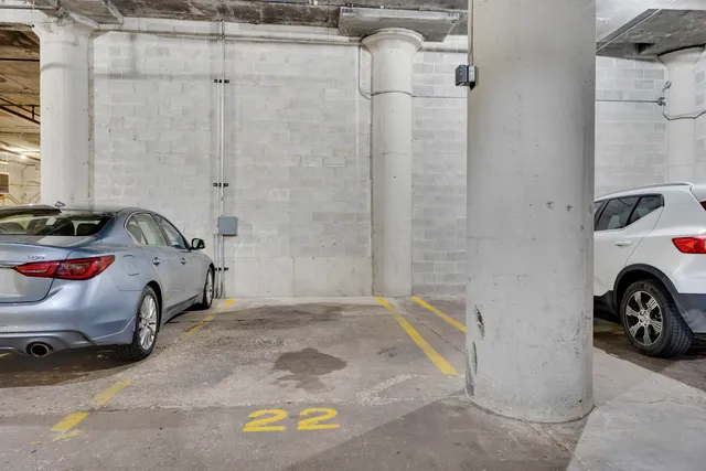 $265,000 | 1524 South Sangamon Street, Unit 513, Chicago, IL 60608