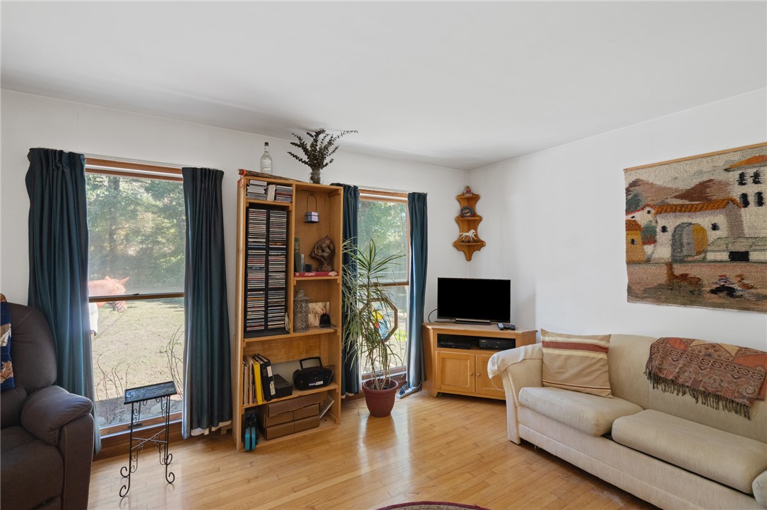 1459 Boston Neck Road North Kingstown, RI 02874 - Photo 8 of 50 Gallery Image 8