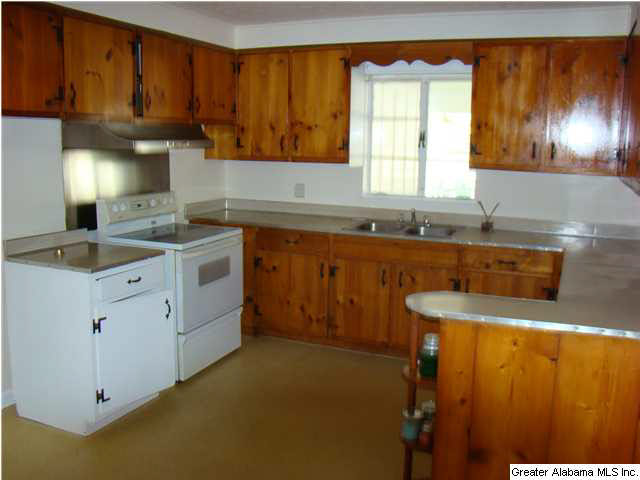 3306 Jane Street Sylacauga, AL 35150 - Photo 14 of 18