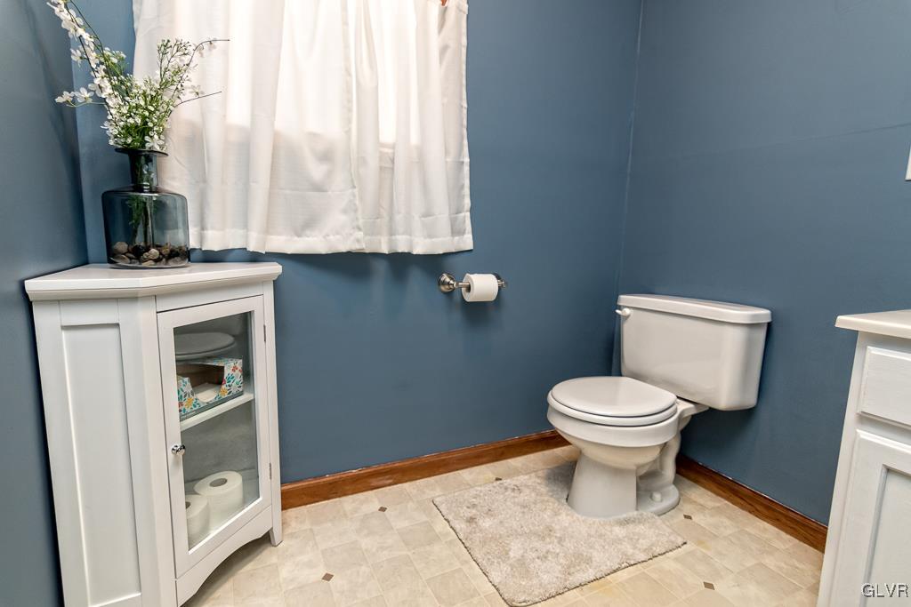 1631 Cotswald Road Tobyhanna, PA 18466 - Photo 13 of 30 Gallery Image 13