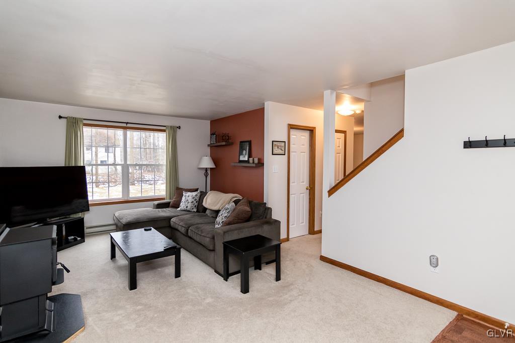 1631 Cotswald Road Tobyhanna, PA 18466 - Photo 8 of 30 Gallery Image 8