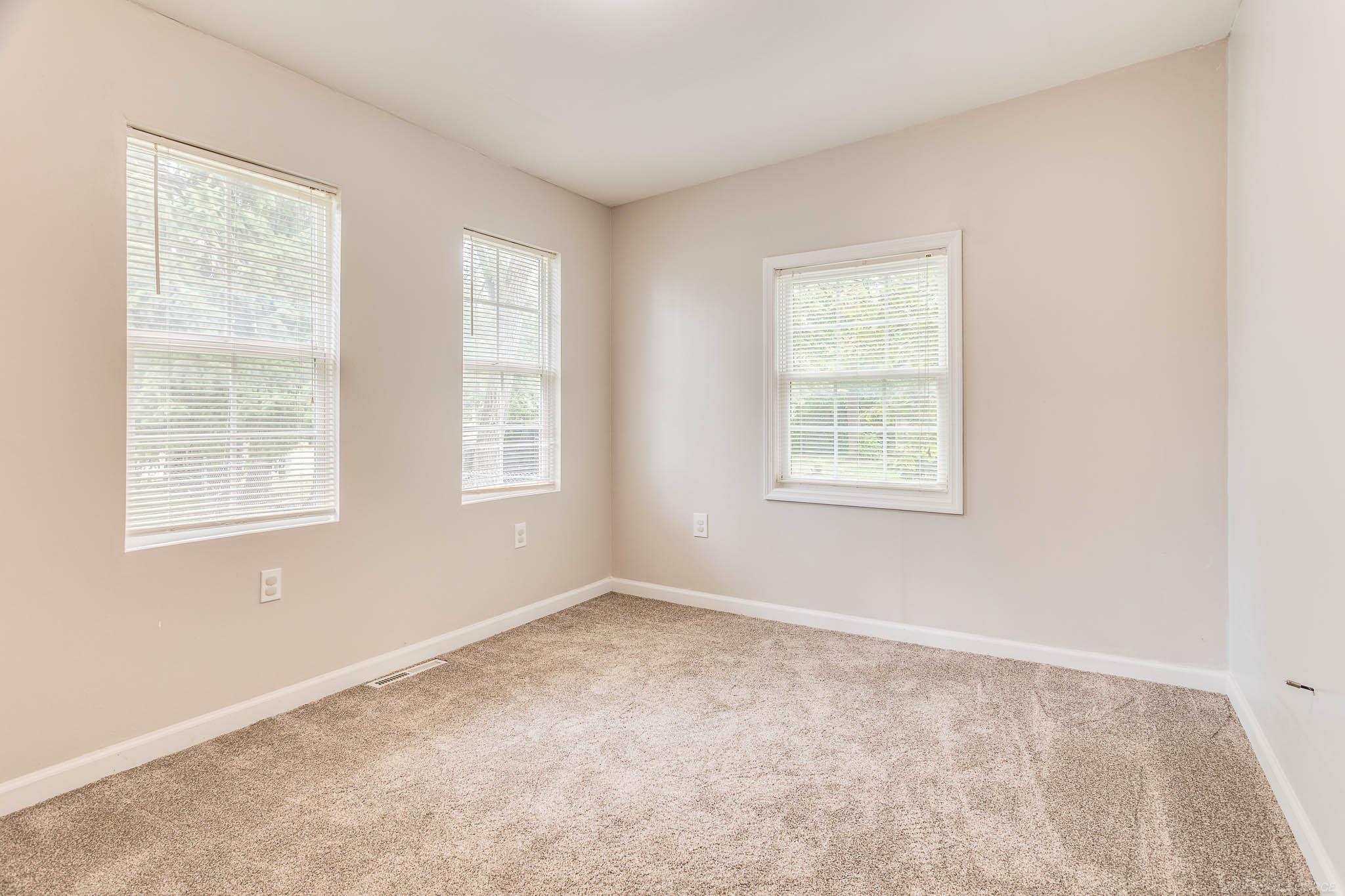 6948 Lakeshore Road Lexington, MI 48450 - Photo 12 of 25