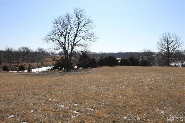$100,980 | 3 Highway 24, Madison, MO 65263