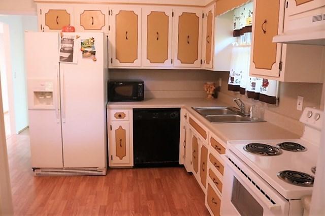 2220 White Oak Flatt Road Sparta, TN 38583 - Photo 3 of 19 Kitchen
