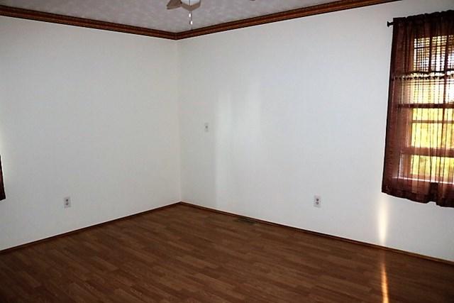 2220 White Oak Flatt Road Sparta, TN 38583 - Photo 7 of 19 Bedroom 1