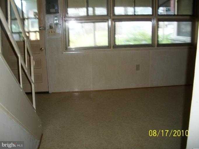 2717 Norfen Road Halethorpe, MD 21227 - Photo 3 of 7 Dining Area