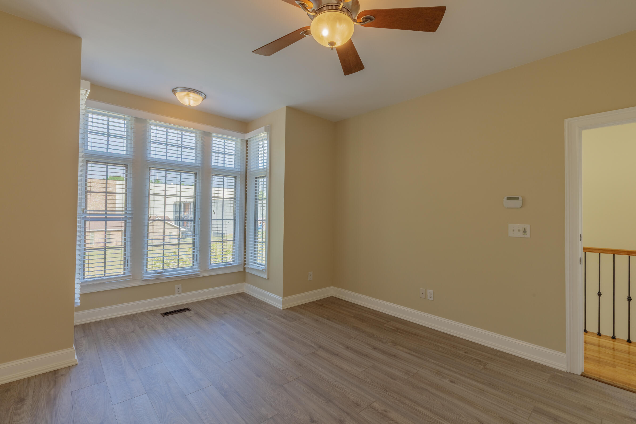 913 Wall Street Chattanooga, TN 37403 - Photo 19 of 24 917 & 913 Wall Street HD-36