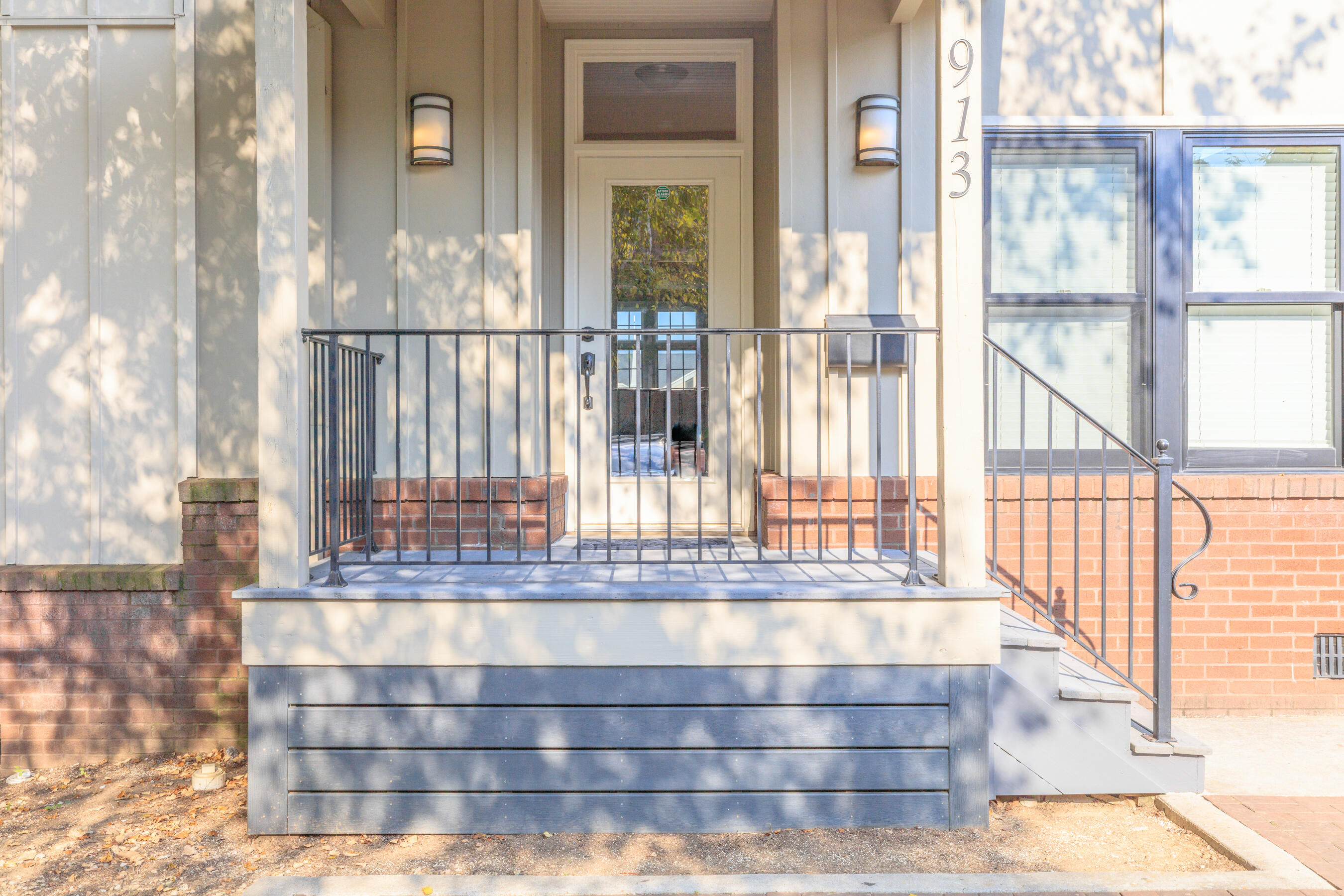 913 Wall Street Chattanooga, TN 37403 - Photo 20 of 24 917 & 913 Wall Street HD-12