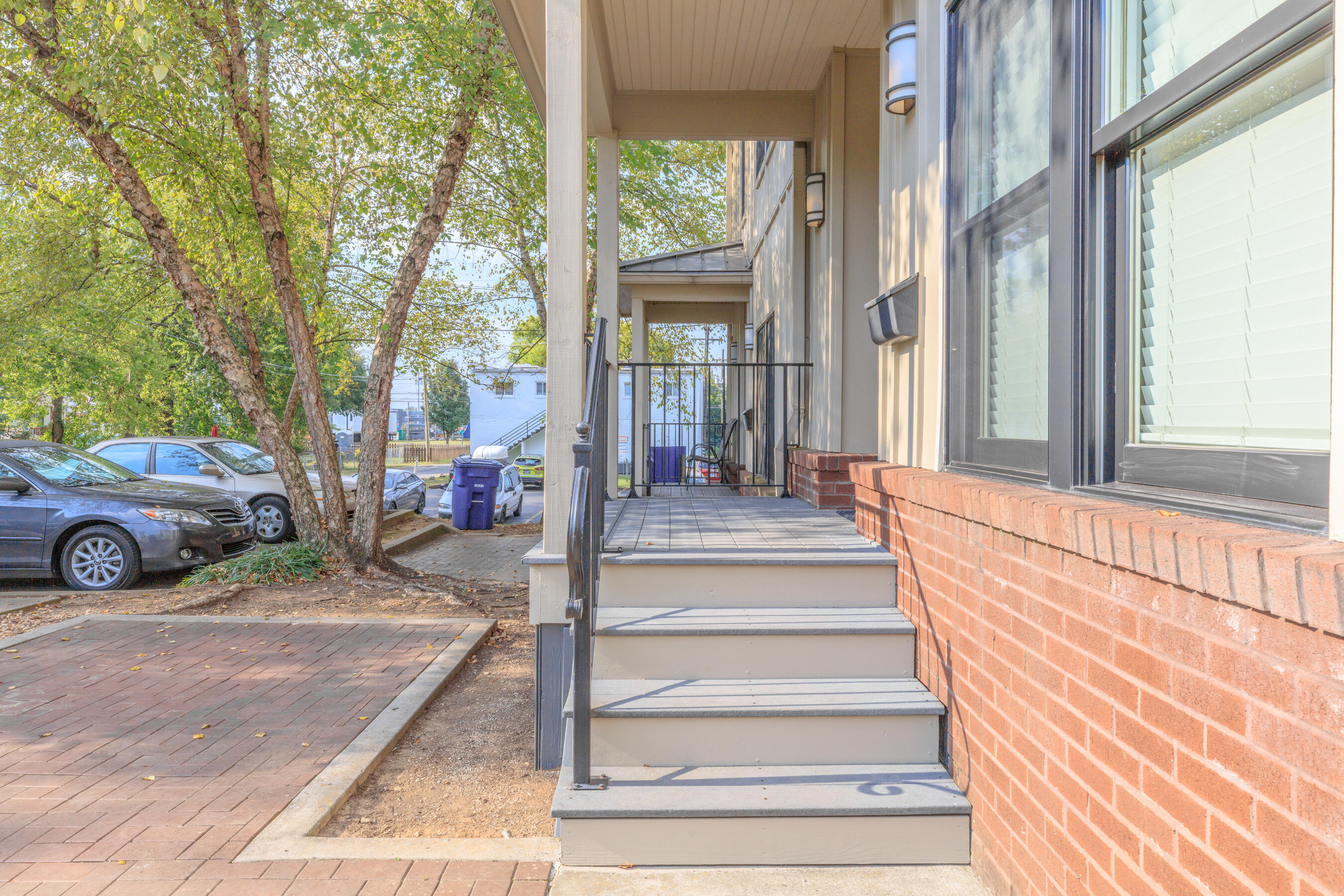 913 Wall Street Chattanooga, TN 37403 - Photo 21 of 24 917 & 913 Wall Street HD-8