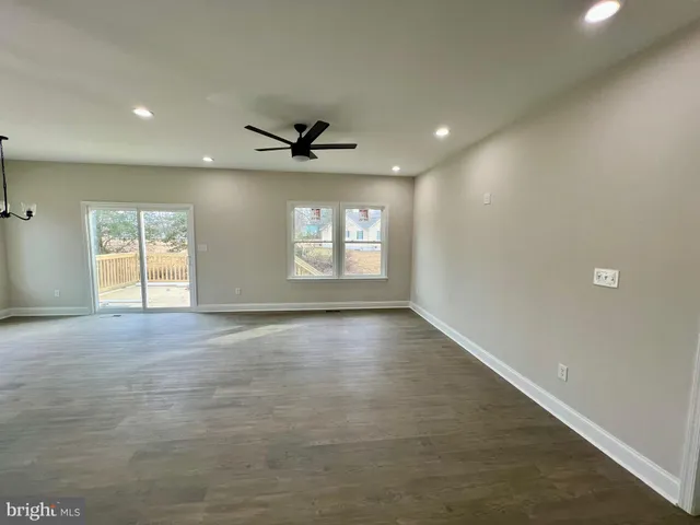 $357,900 | 192 Woodmount Drive, Colonial Beach, VA 22443