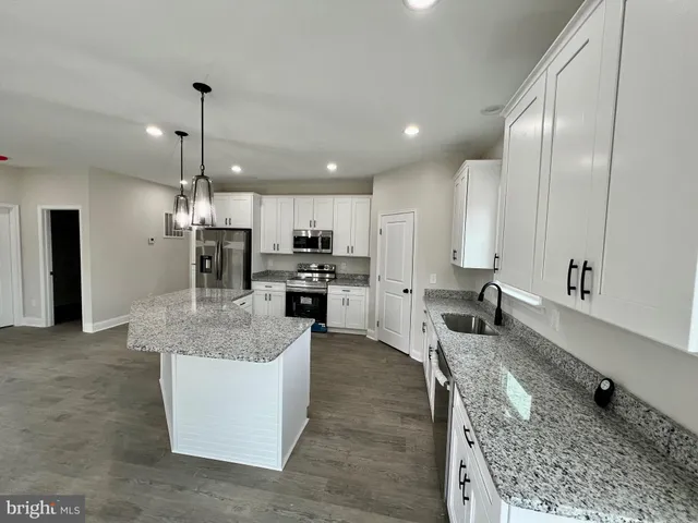 $357,900 | 192 Woodmount Drive, Colonial Beach, VA 22443