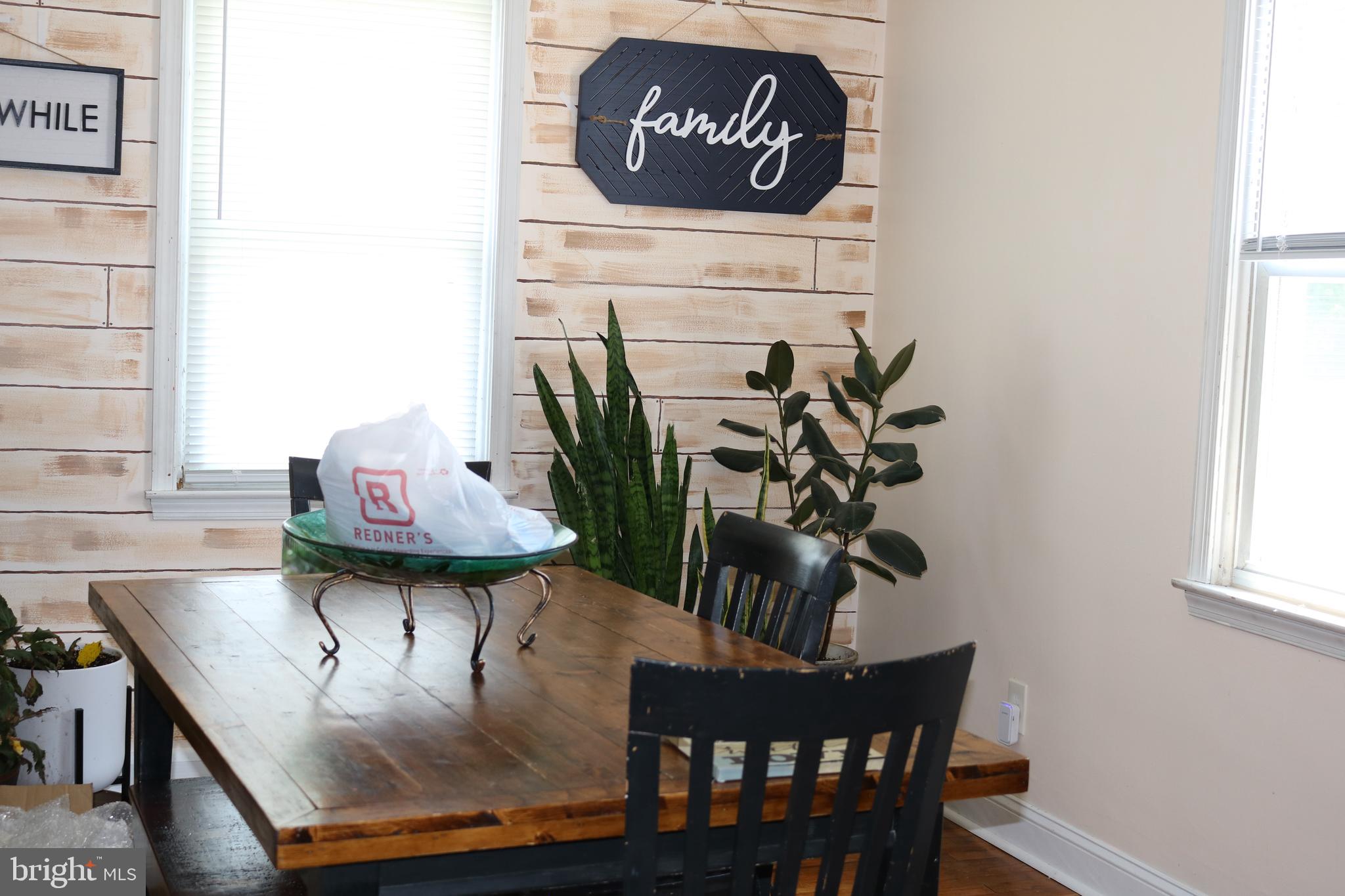 1703 Middleborough Road Baltimore, MD 21221 - Photo 3 of 8