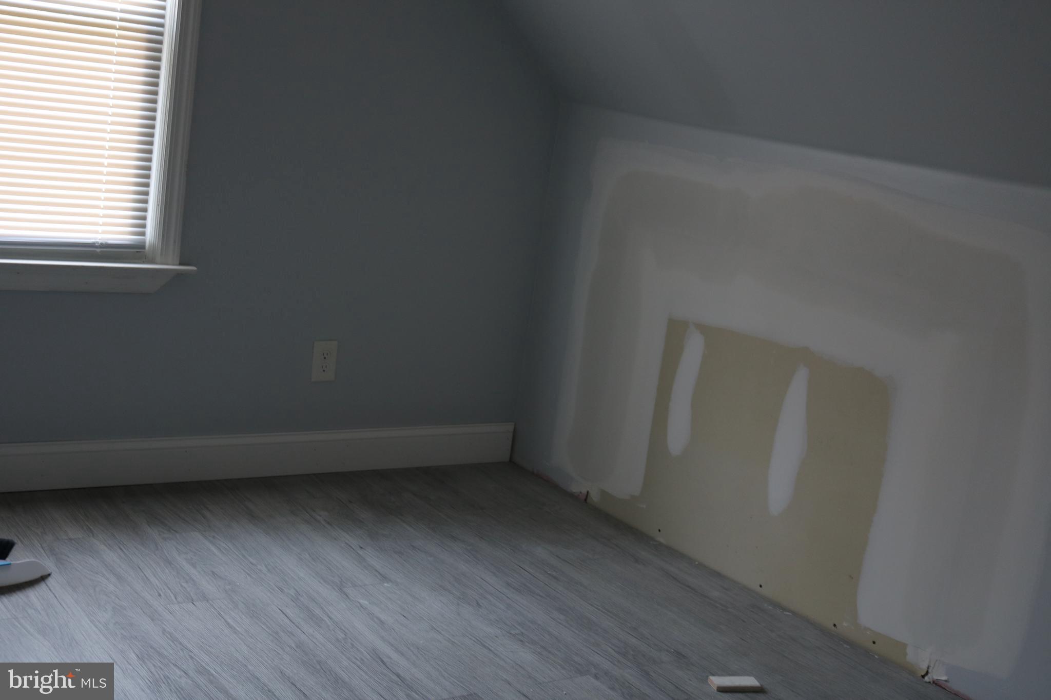 1703 Middleborough Road Baltimore, MD 21221 - Photo 5 of 8