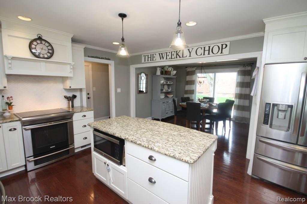 5811 Raven Road Bloomfield Hills, MI 48301 - Photo 12 of 30 IMG_2294.jpg