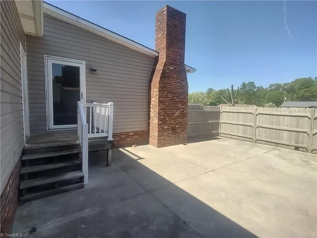 $1,750 | 42 Kirk Street, Thomasville, NC 27360