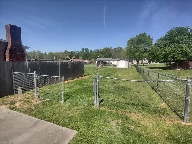 $1,750 | 42 Kirk Street, Thomasville, NC 27360