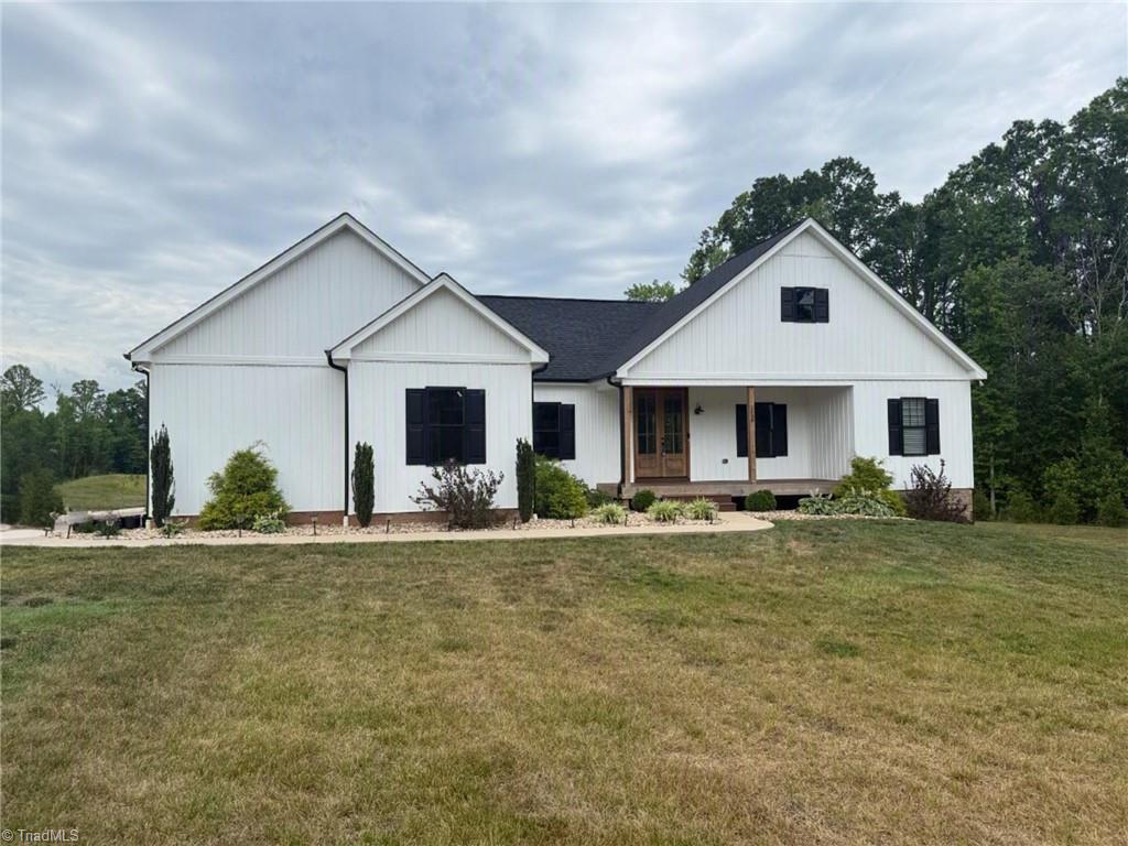 2498 Settle Bridge Road Stoneville, NC 27048 - Photo 3 of 32